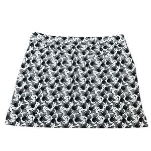 Izod Golf Ladies Black and White Golf Ball Print‎ Skort, Size 14